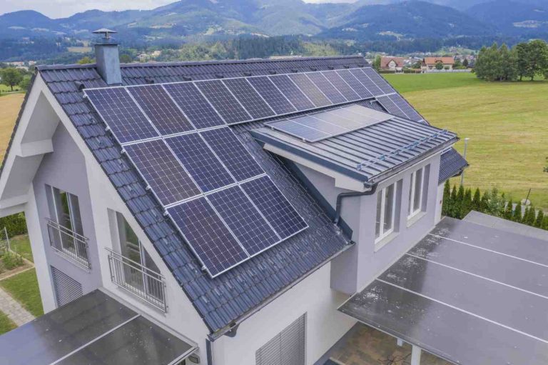 How Solar Power Is Transforming India's Energy Future